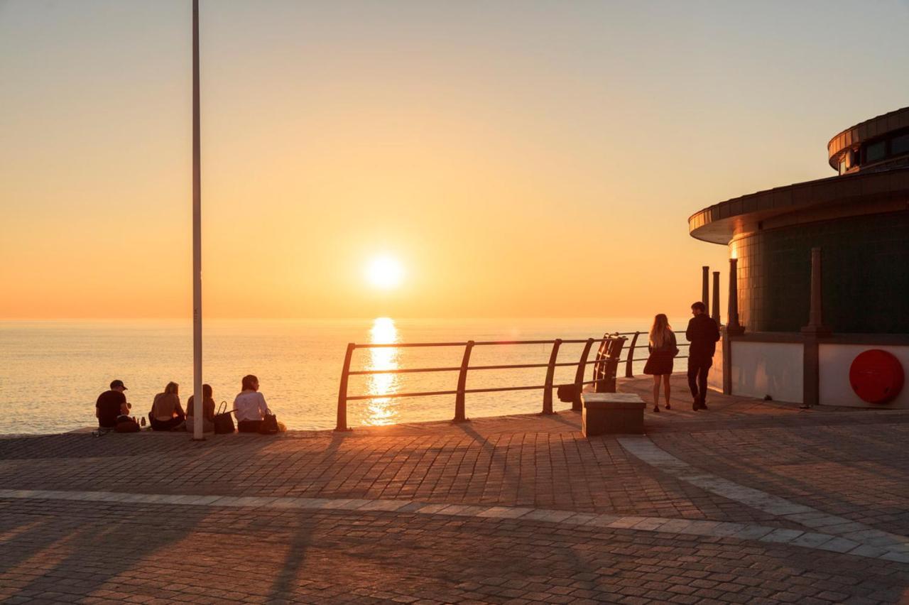 New Central Seafront Apartment- Stunning Sea Views Aberystwyth Exterior foto