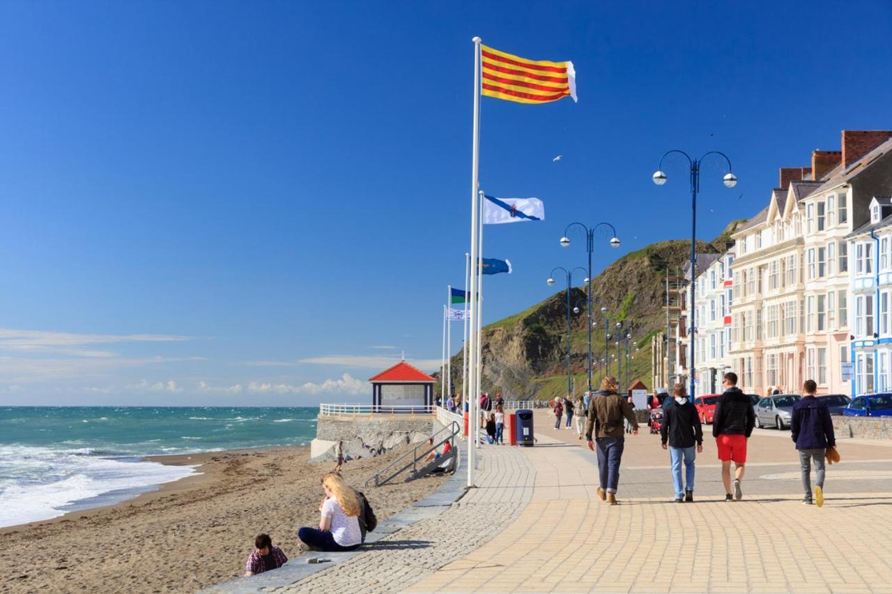 New Central Seafront Apartment- Stunning Sea Views Aberystwyth Exterior foto